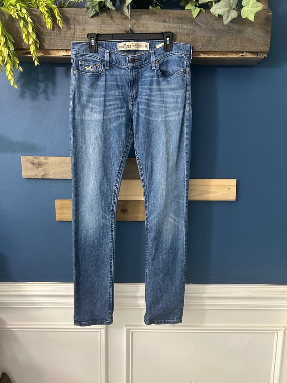 Hollister Women’s Laguna Skinny Jeans Size 11r Stretch Inseam 33” EUC